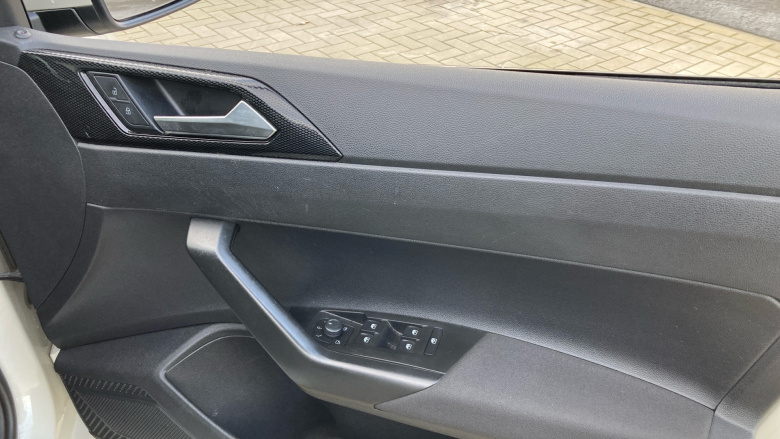 Volkswagen Polo 1.0 Life 5dr Petrol Hatchback